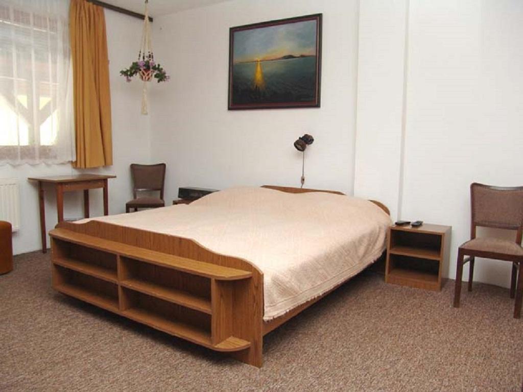 Eifert Ház Acomodação com café da manhã Balatongyörök Quarto foto
